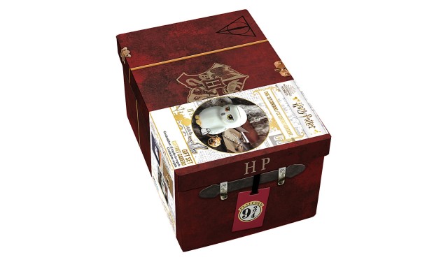 Набор подарочный Harry Potter "Чемоданчик Гарри" Кружка 3D 450ml + Брелок 3D + Значок ABYPCK221
